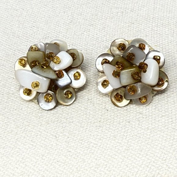 Vintage Bead Cluster Earrings Clip-On Wired Retro Classic‎ Marked Japan - Picture 1 of 9